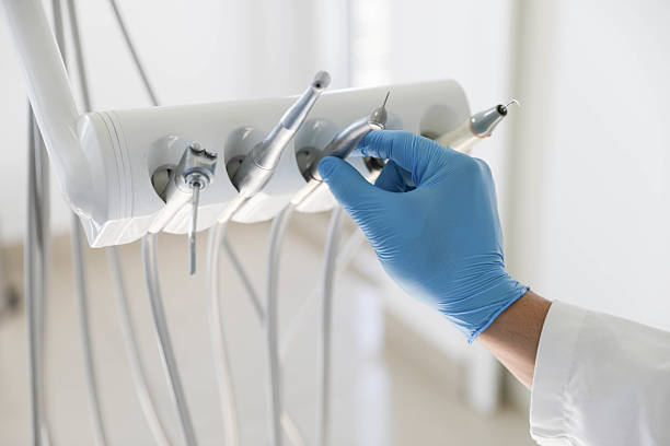 Professional Teeth Cleaning And Checkup technician working in Park Ridge, IL